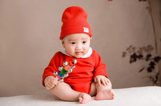 十堰宝宝几个月戴银手镯好 十堰宝宝几个月戴银手镯好